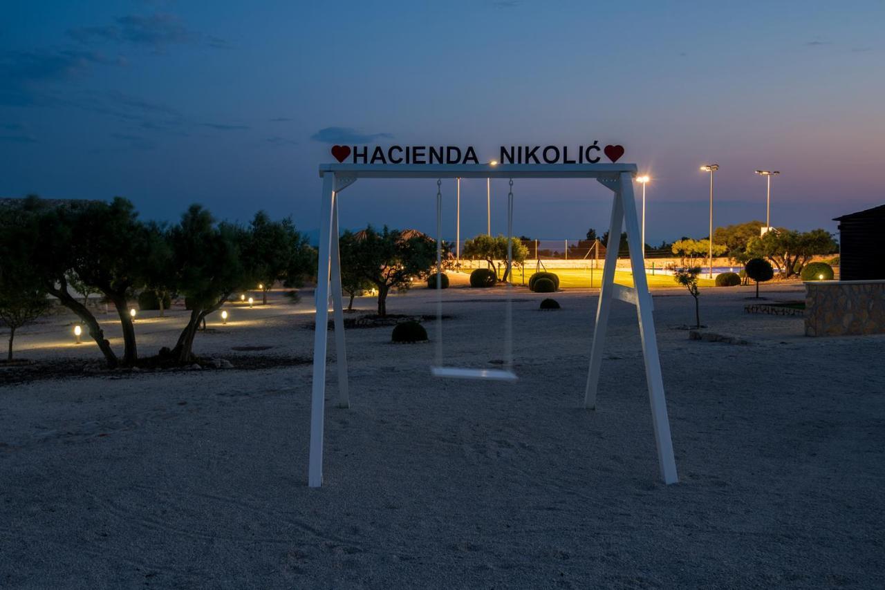 Hacienda Nikolic Villa Milna  Exterior foto