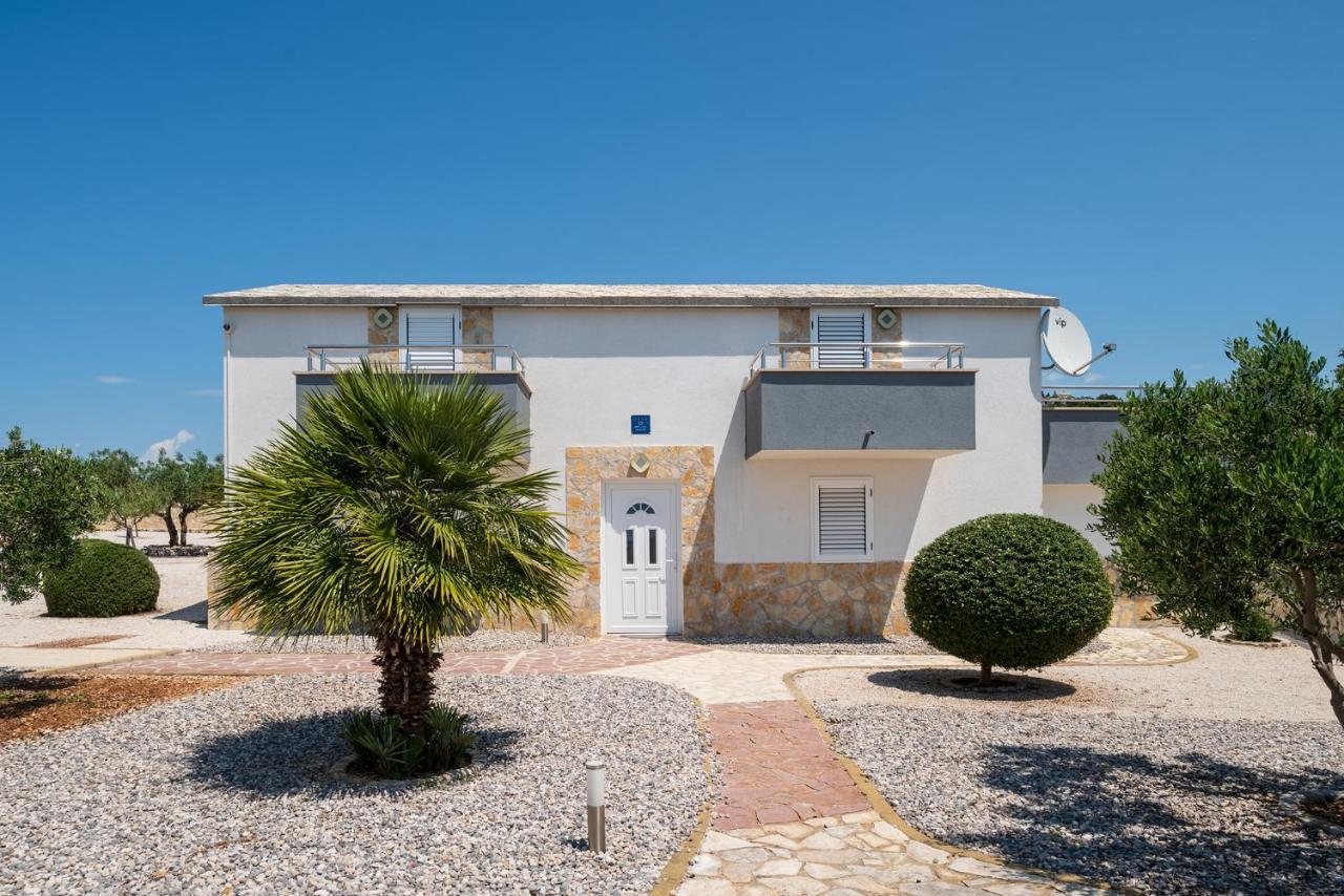 Hacienda Nikolic Villa Milna  Exterior foto